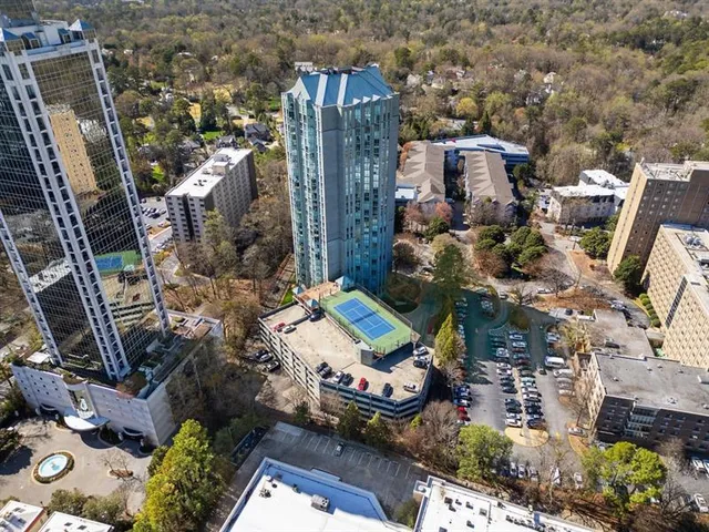 $259,000 | 2870 Pharr Ct S Northwest, Unit 1202, Atlanta, GA 30305