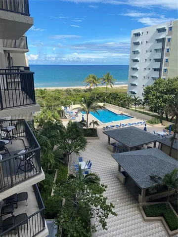 $800,000 | 1800 South Ocean Boulevard, Unit 502, Lauderdale-by-the-Sea, FL 33062