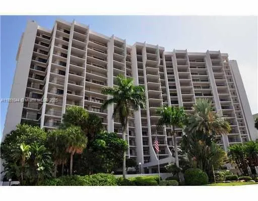 $800,000 | 1800 South Ocean Boulevard, Unit 502, Lauderdale-by-the-Sea, FL 33062