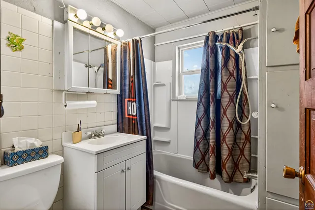 $309,900 | 6829 Half Mound Road, Valley Falls, KS 66088