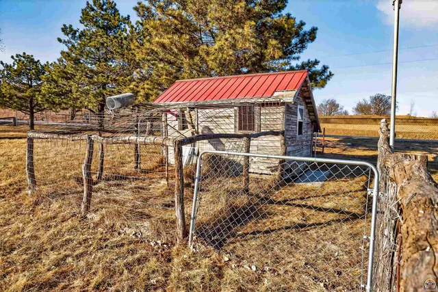 $309,900 | 6829 Half Mound Road, Valley Falls, KS 66088