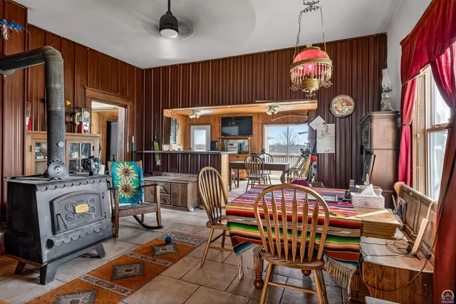 $309,900 | 6829 Half Mound Road, Valley Falls, KS 66088