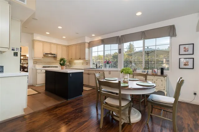 $1,299,900 | 5107 Ruette De Mer, San Diego, CA 92130