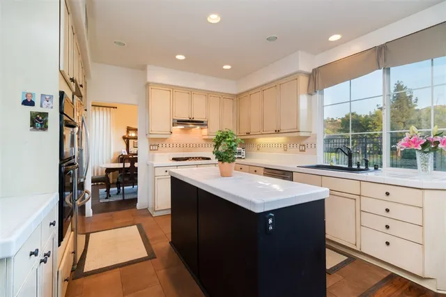 $1,299,900 | 5107 Ruette De Mer, San Diego, CA 92130