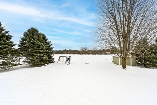 $485,000 | N7726 Maple Ridge Road, Oconomowoc, WI 53066