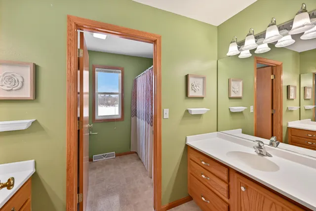 $485,000 | N7726 Maple Ridge Road, Oconomowoc, WI 53066