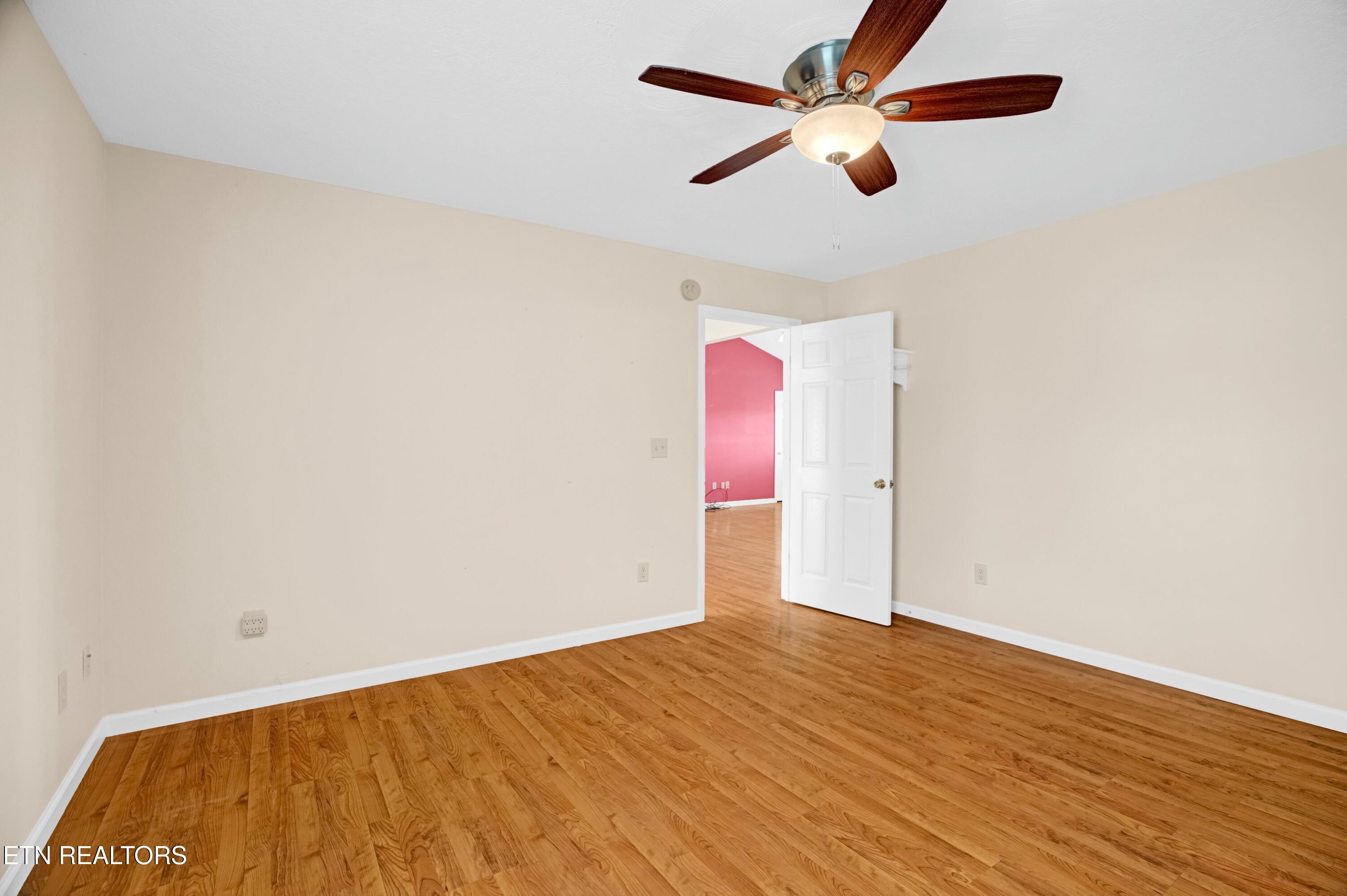 2008 Bessie Slaton Road Dandridge, TN 37725 - Photo 16 of 51 LARGE MASTER BEDROOM