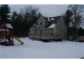 274 Lesmerises Road Loudon, NH 03307 - Photo 2 of 8