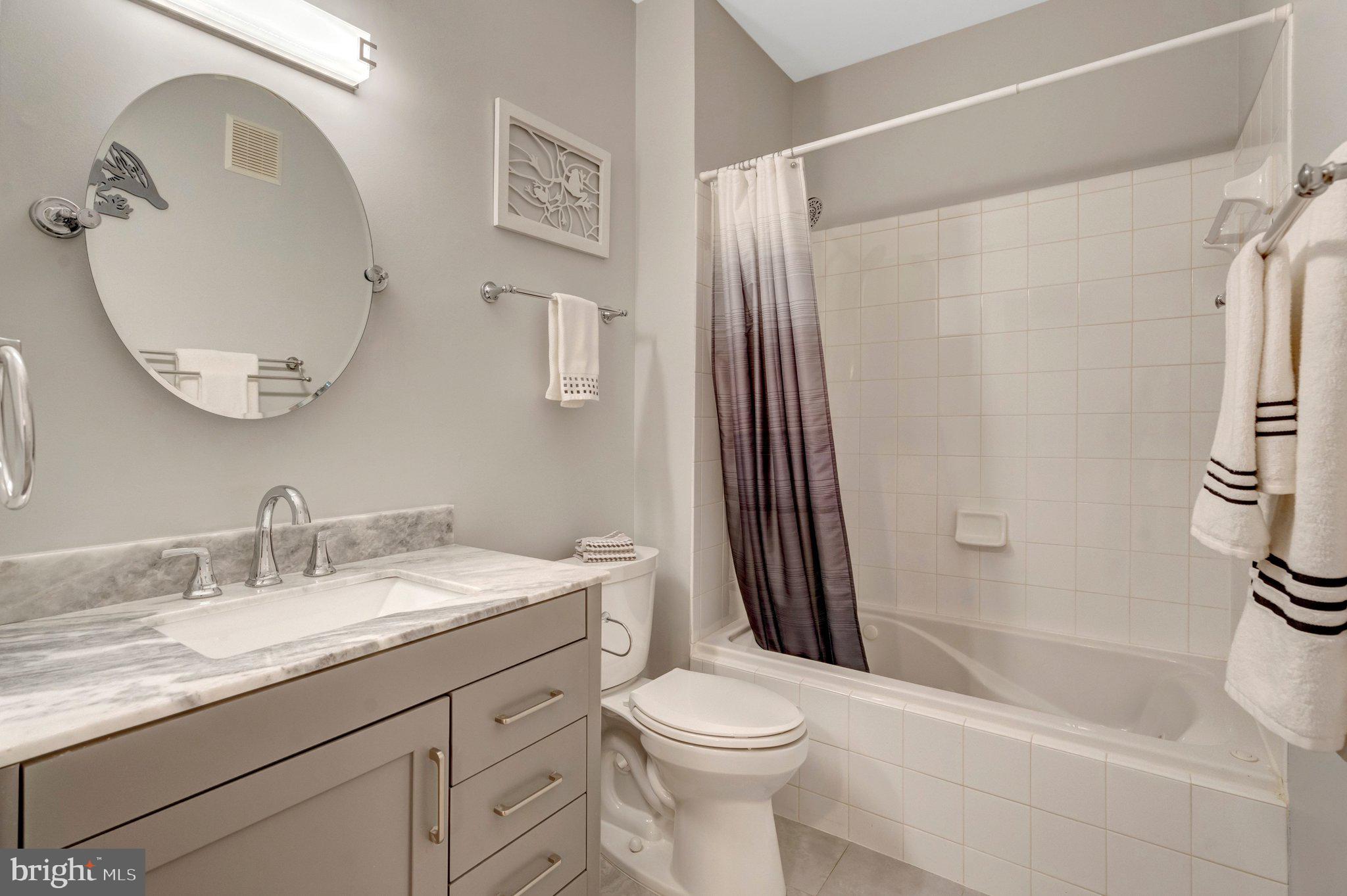 4310 Cannon Ridge Court, Unit 75 Fairfax, VA 22033 - Photo 18 of 29 Bathroom 2 - beautifully updated!