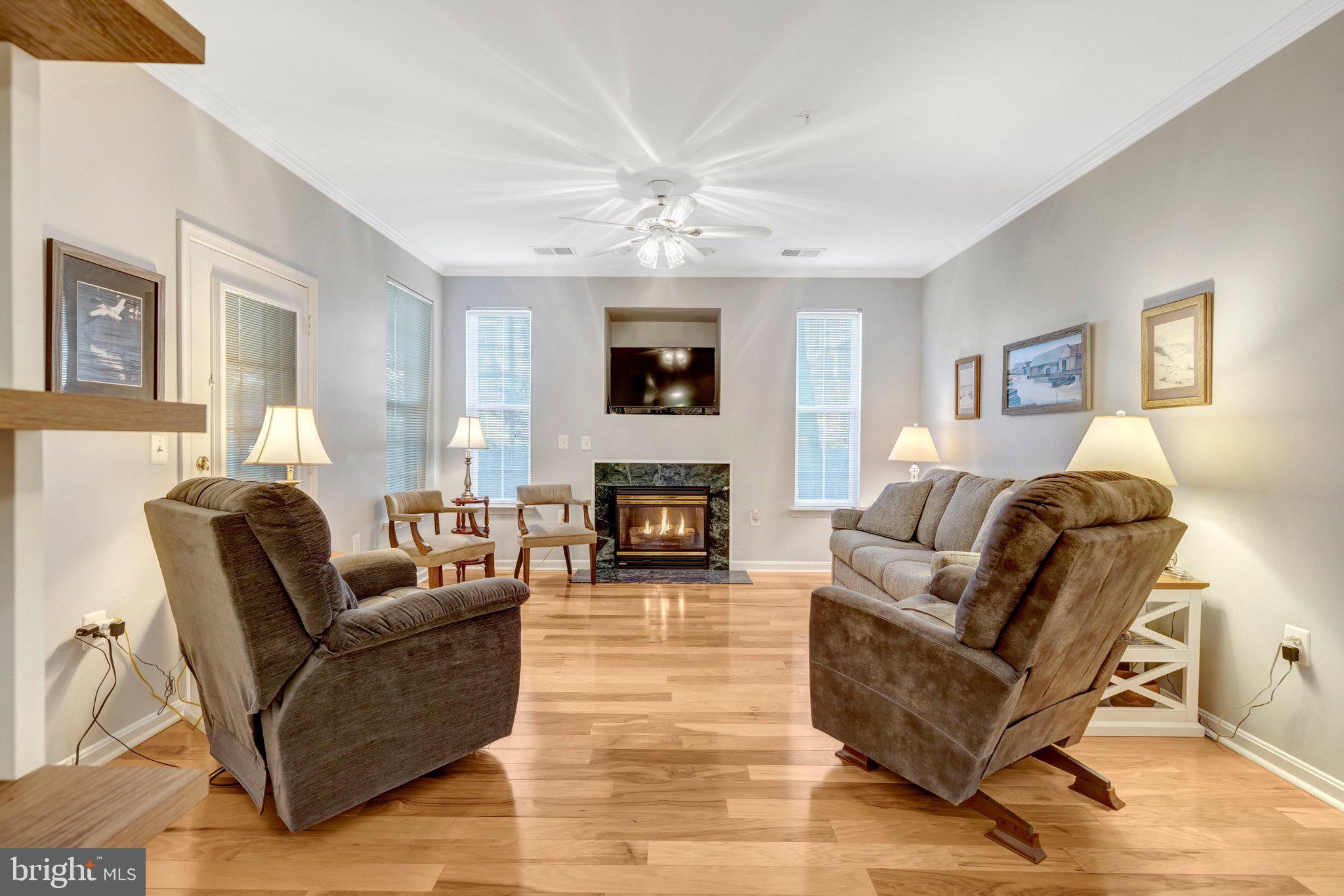 4310 Cannon Ridge Court, Unit 75 Fairfax, VA 22033 - Photo 3 of 29 Gorgeous hardwoods, fireplace