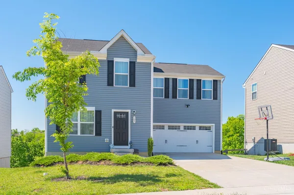 $305,000 | 109 Sunrise Lane, New Richmond, OH 45157