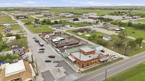 $275,000 | 204 East Bailey Street, Ponder, TX 76259