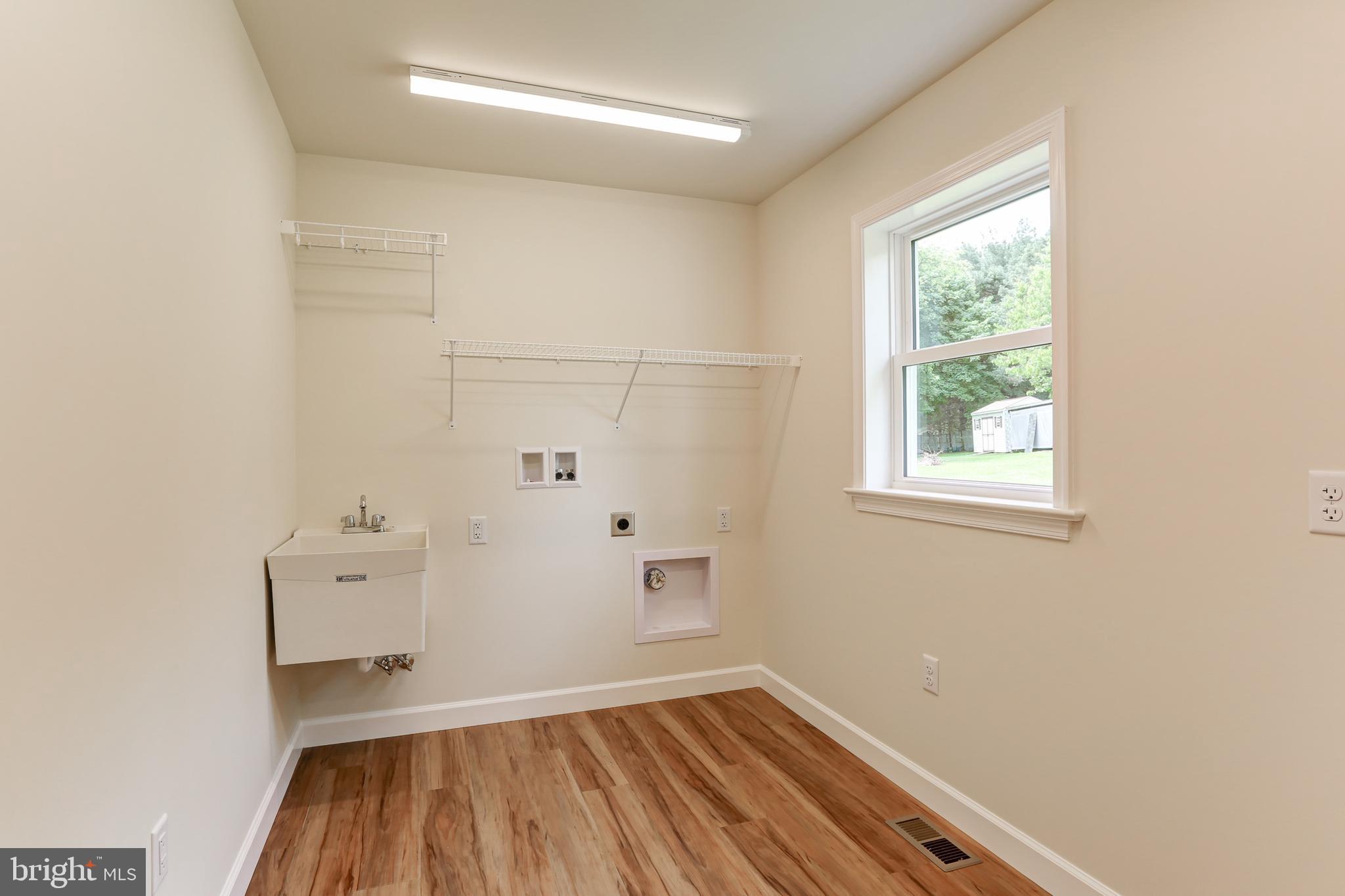 1406 Amosite Road Bainbridge, PA 17502 - Photo 18 of 39 1st floor laundry room