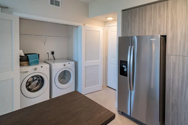 $2,274 | 17945 Southwest 97th Avenue, Unit 327, Palmetto Bay, FL 33157