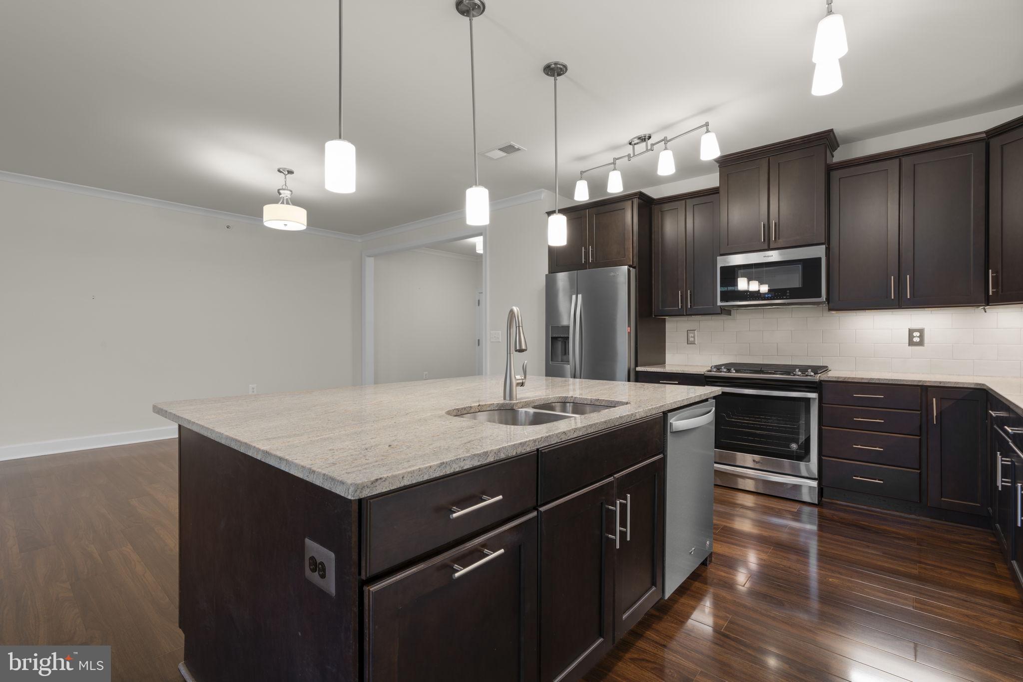 10520 Resort Road, Unit 309 Ellicott City, MD 21042 - Photo 10 of 44 Kitchen