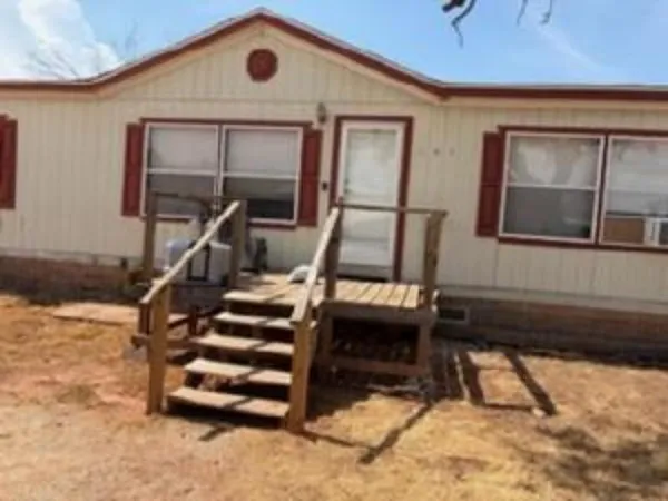 $149,999 | 105 Seminole Street, Tye, TX 79563