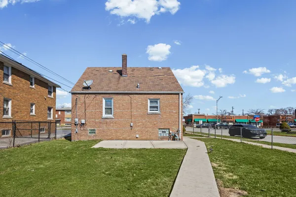 $190,000 | 651 Sibley Boulevard, Calumet City, IL 60409