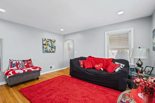 $190,000 | 651 Sibley Boulevard, Calumet City, IL 60409