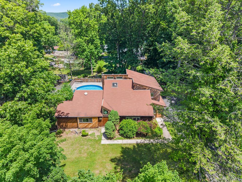 11 Buena Vista Road Suffern, NY 10901 - Photo 3 of 45