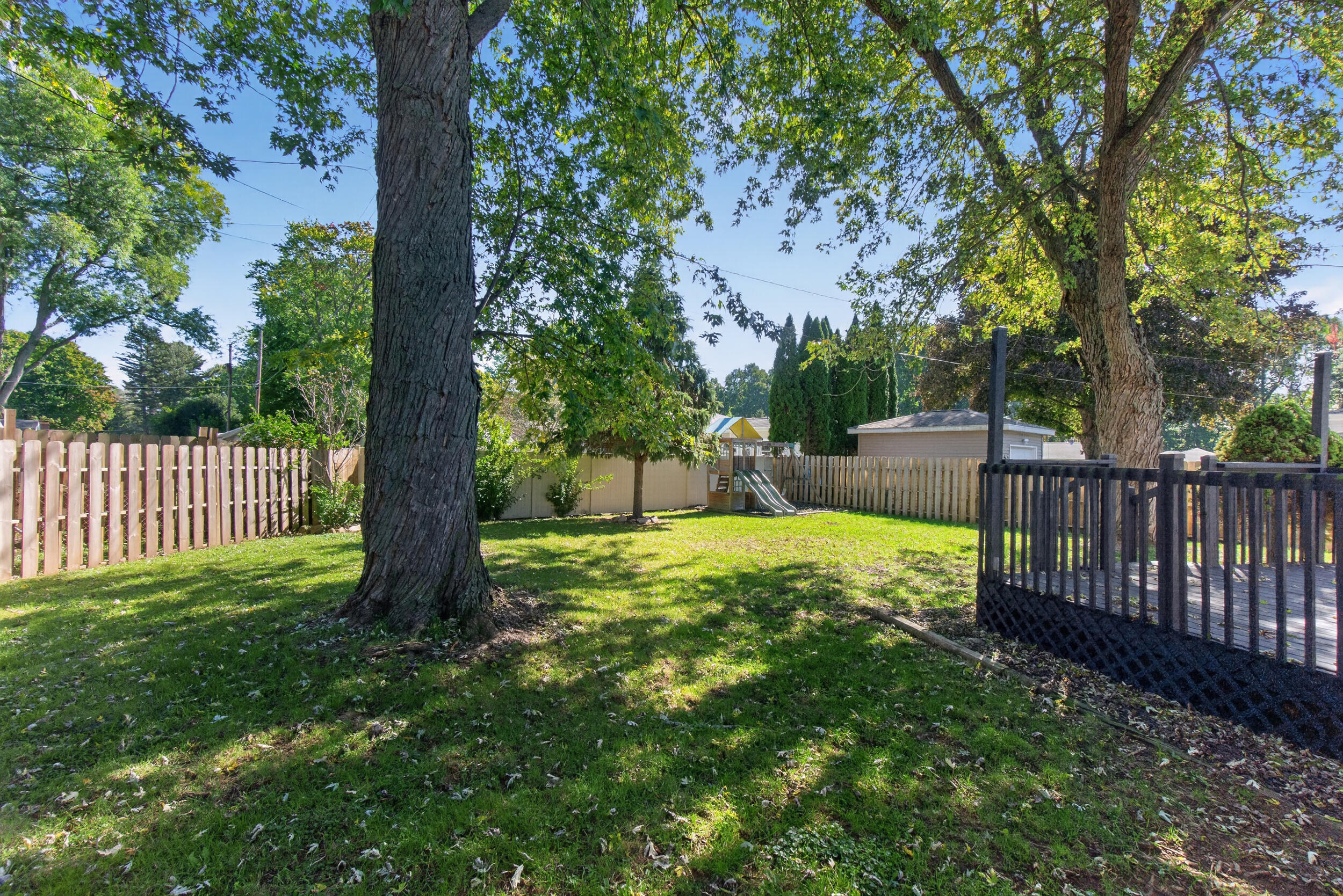 1525 Devonshire Road Jackson, MI 49203 - Photo 43 of 50 49_1525 devonshire rd jackson - 00054
