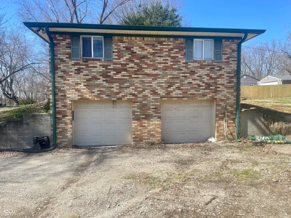 $237,950 | 1212 Bluff Crest Lane, Indianapolis, IN 46217