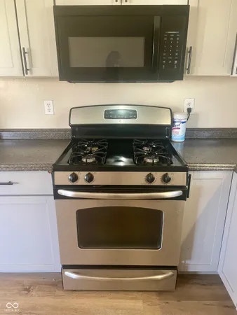 $237,950 | 1212 Bluff Crest Lane, Indianapolis, IN 46217