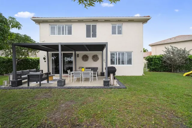 $890,000 | 4684 Waycross Drive, Coconut Creek, FL 33073