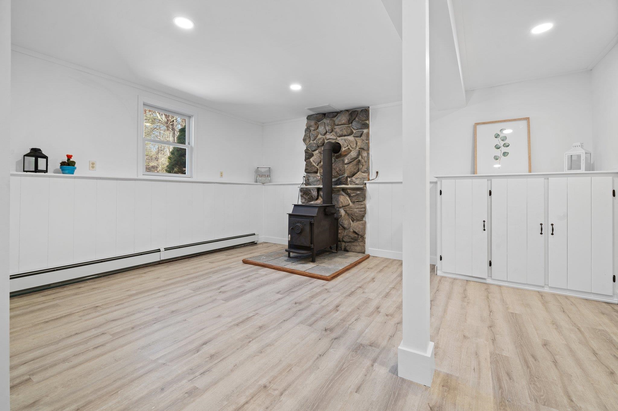 9 Blossom Road Windham, NH 03087 - Photo 23 of 40