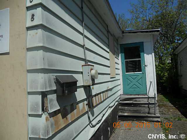 108 Spring Street Syracuse, NY 13208 - Photo 2 of 3 Exterior Front