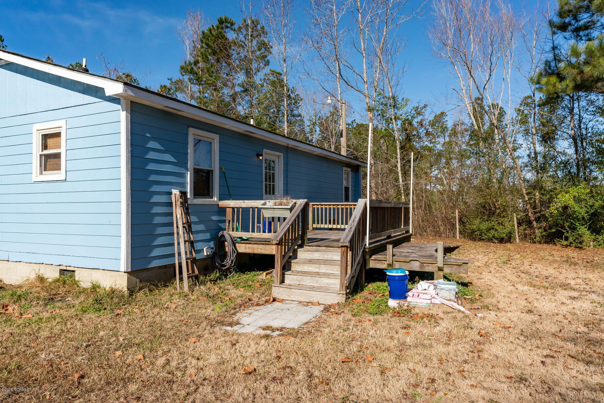 1174 McCrary Road Burgaw, NC 28425 - Photo 7 of 11 Back Deck