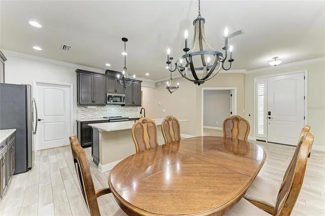 $395,000 | 5941 Amberly Drive, Bradenton, FL 34208