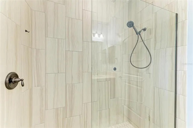 $395,000 | 5941 Amberly Drive, Bradenton, FL 34208