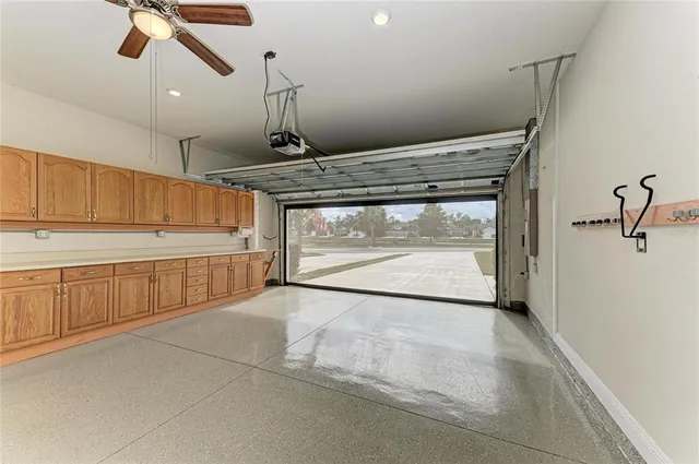 $395,000 | 5941 Amberly Drive, Bradenton, FL 34208