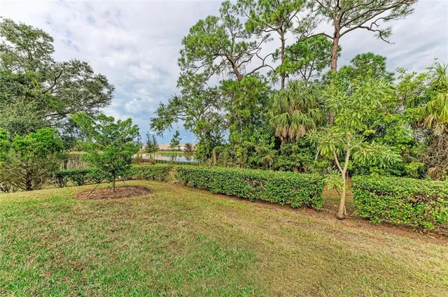 $395,000 | 5941 Amberly Drive, Bradenton, FL 34208