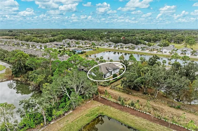 $395,000 | 5941 Amberly Drive, Bradenton, FL 34208