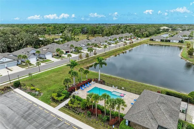 $395,000 | 5941 Amberly Drive, Bradenton, FL 34208