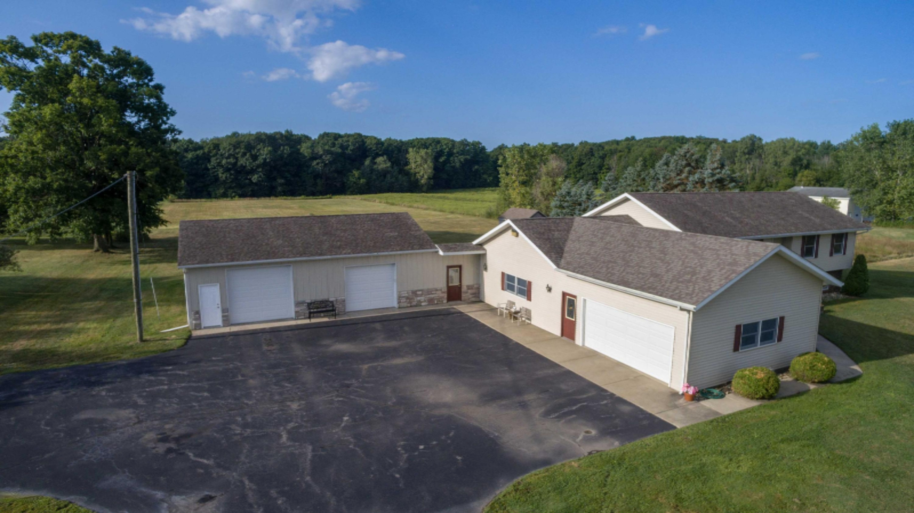 3918 Snow Road Bridgman, MI 49106 - Photo 5 of 70 009-3918 Snow Rd Bridgman MI