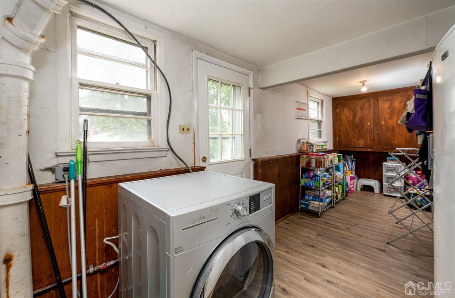 35 Larchmont Road Edison, NJ 08837 - Photo 19 of 23 a view of a storage & utility room