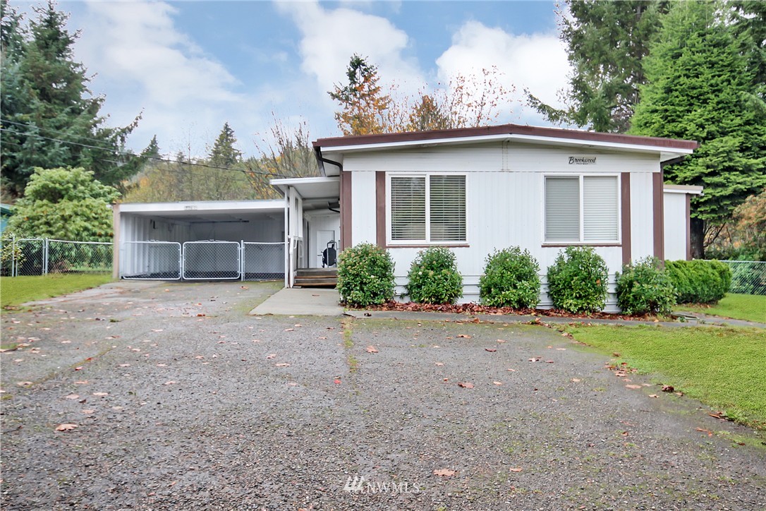 3060 Banner Road Southeast Port Orchard, WA 98366 - Photo 2 of 17 Gallery Image 2