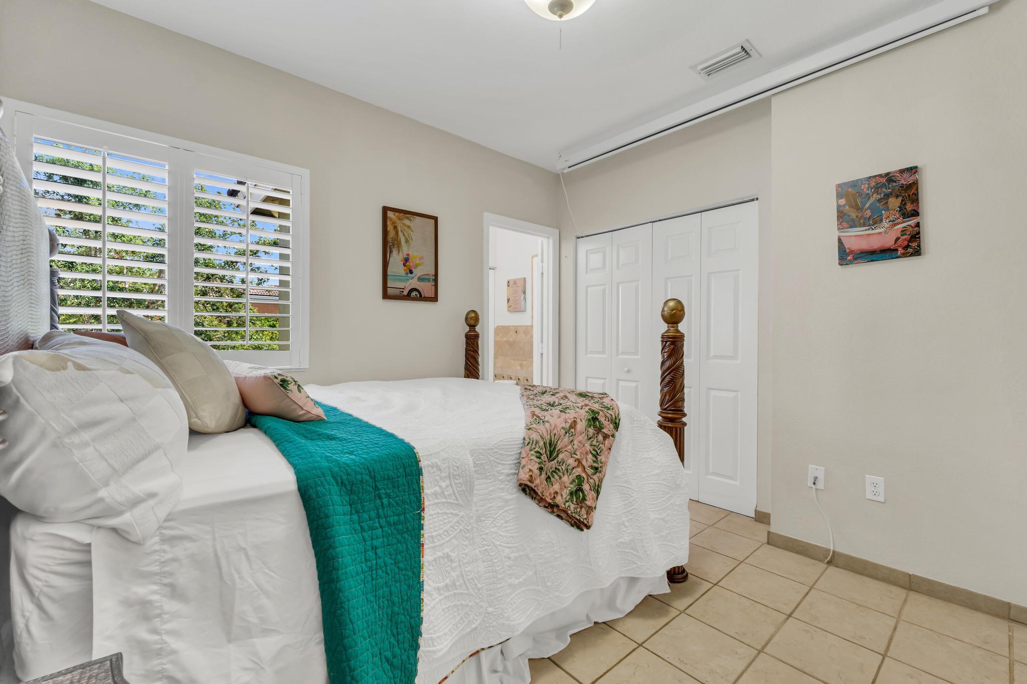 1624 Southeast 24th Court Homestead, FL 33035 - Photo 38 of 58 44