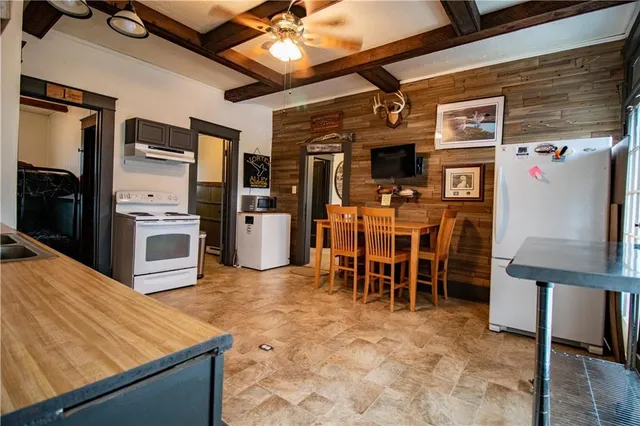 $145,000 | 205 South 2nd Street, Maitland, MO 64466