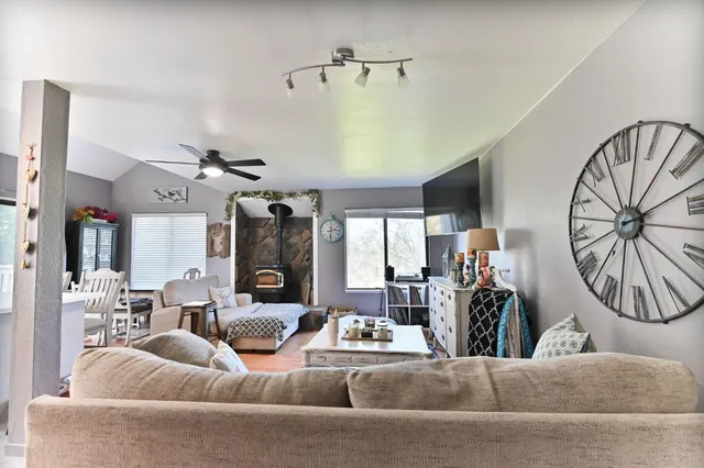 $455,000 | 169 Snowberry Court, Murphys, CA 95247