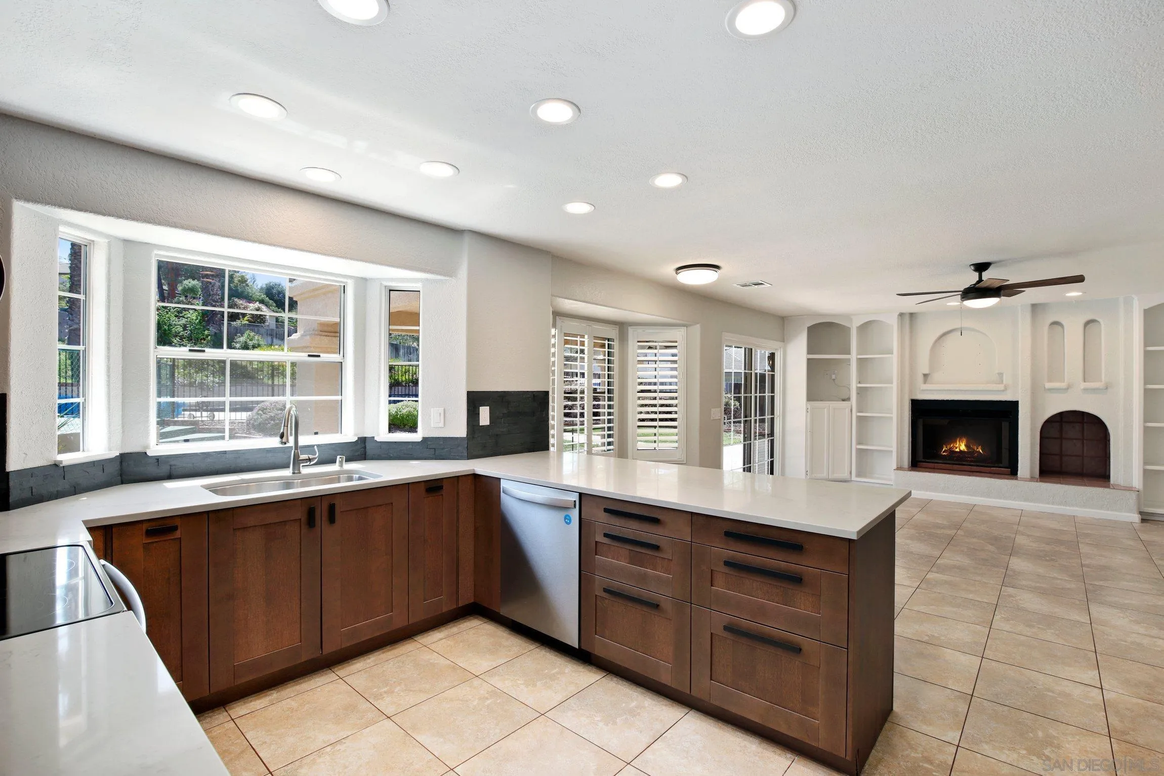 25501 Pappas Road Ramona, CA 92065 - Photo 13 of 54 Gallery Image 13