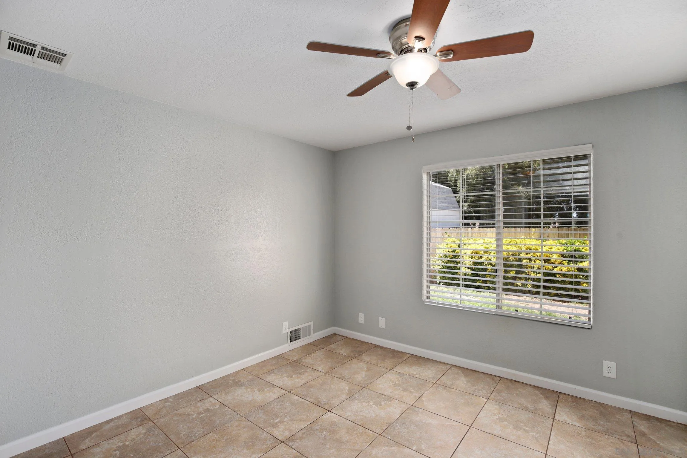 25501 Pappas Road Ramona, CA 92065 - Photo 4 of 54 Gallery Image 4