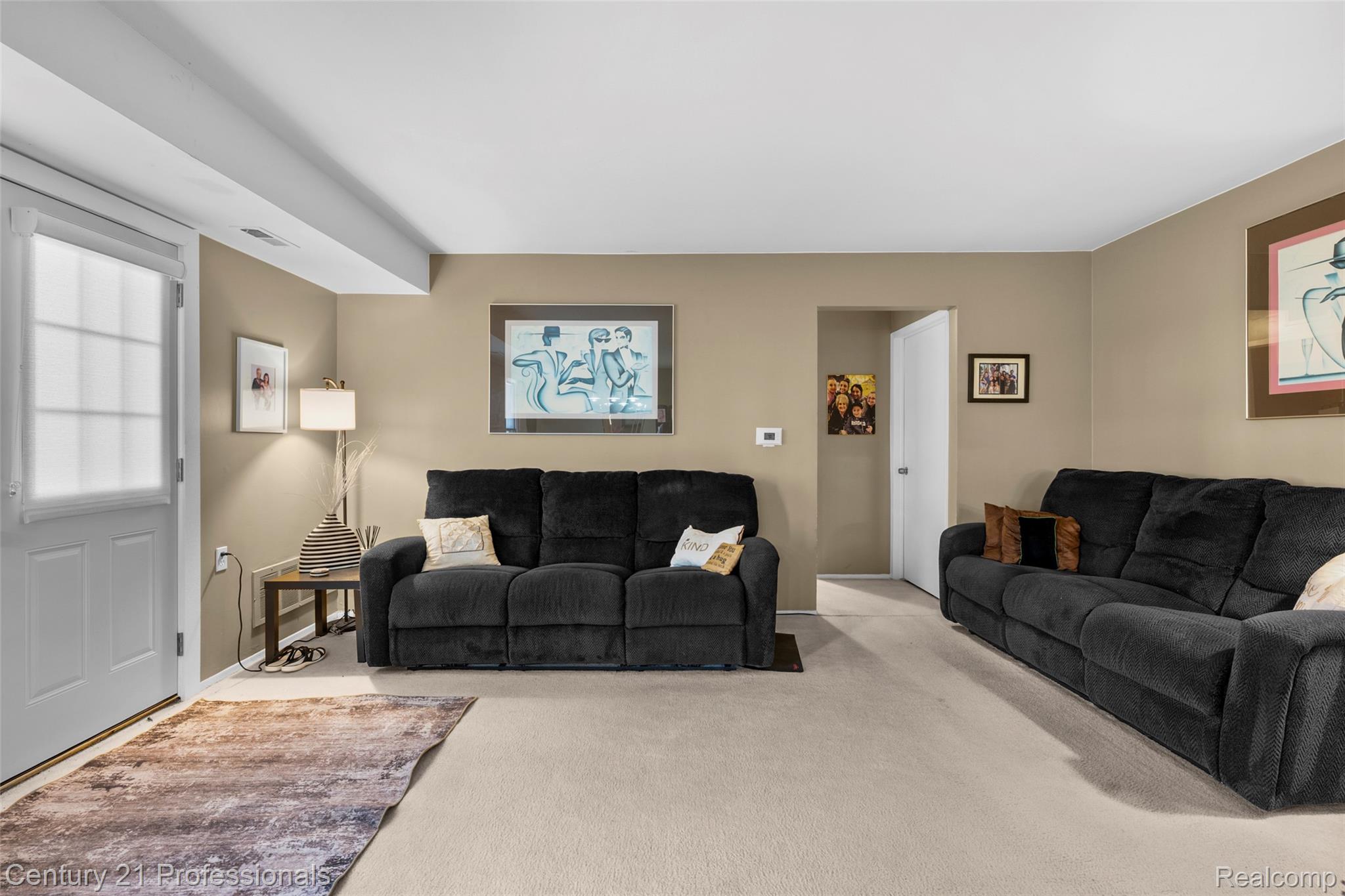30515 West 14 Mile Road, Unit 26 Farmington, MI 48334 - Photo 11 of 24 DSC_2382.jpg