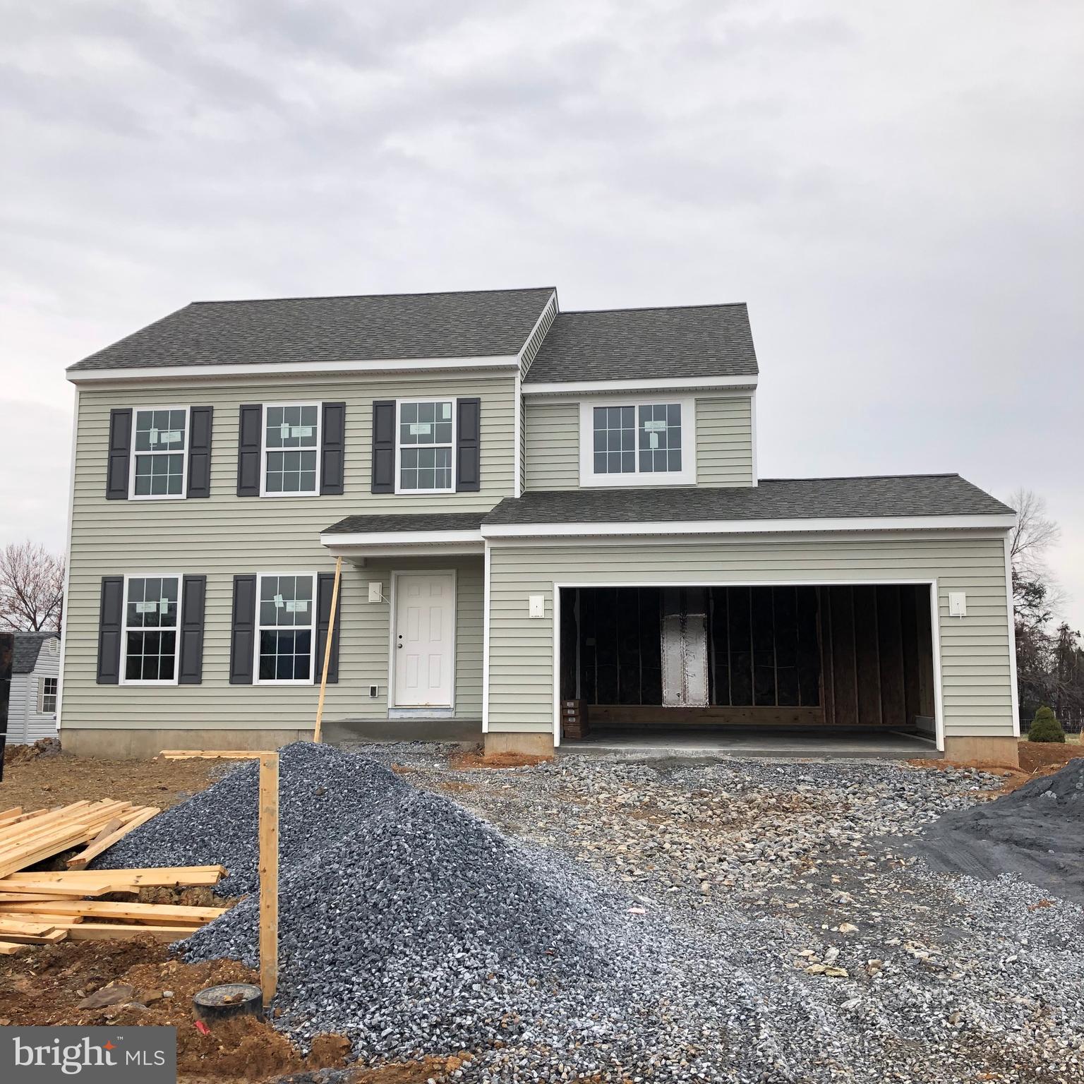 432 Edinburgh Road Middletown, PA 17057 - Photo 1 of 7 Gallery Image 1