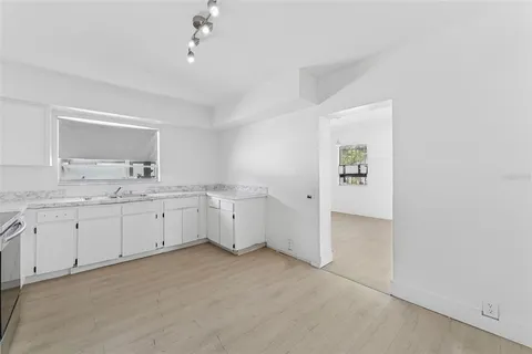 $275,000 | 3102 West Leroy Street, Unit A, Tampa, FL 33607