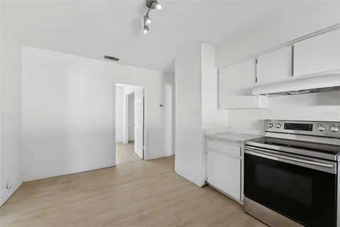 $275,000 | 3102 West Leroy Street, Unit A, Tampa, FL 33607