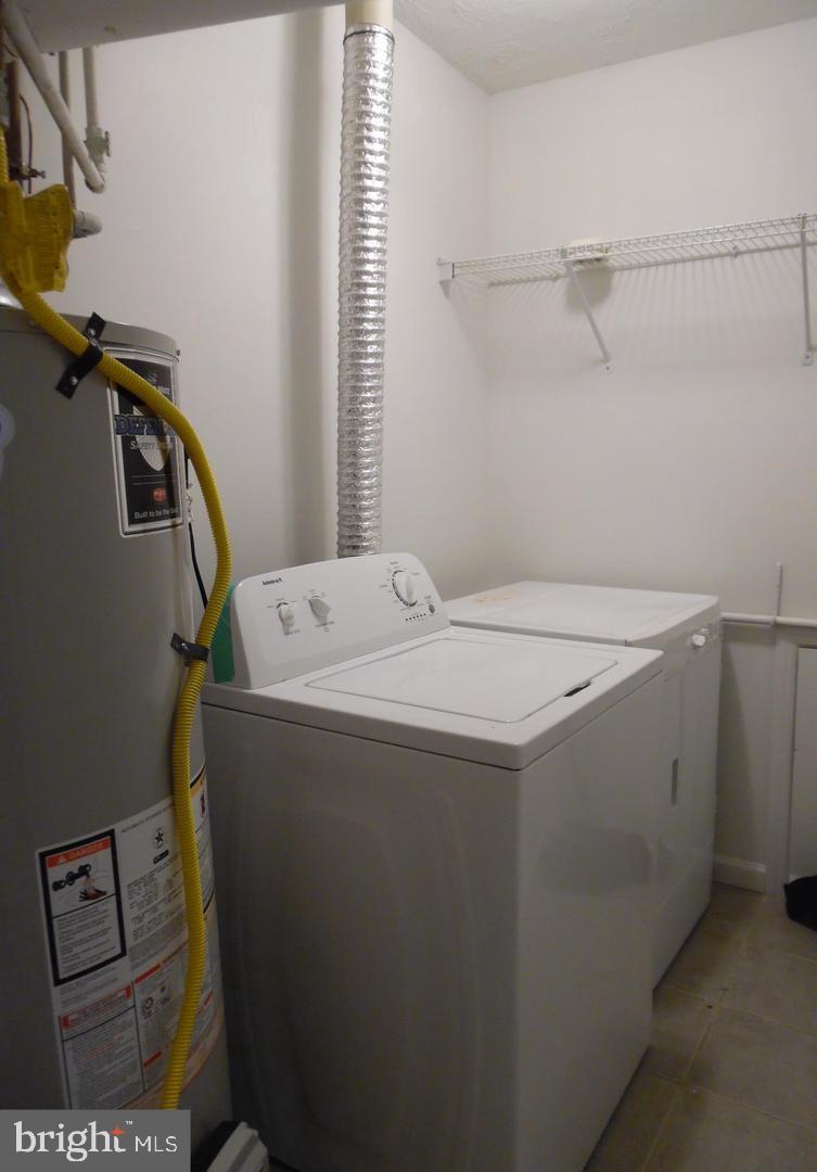 60 Dover Drive Lindenwold, NJ 08021 - Photo 15 of 24 a utility room with dryer and washer