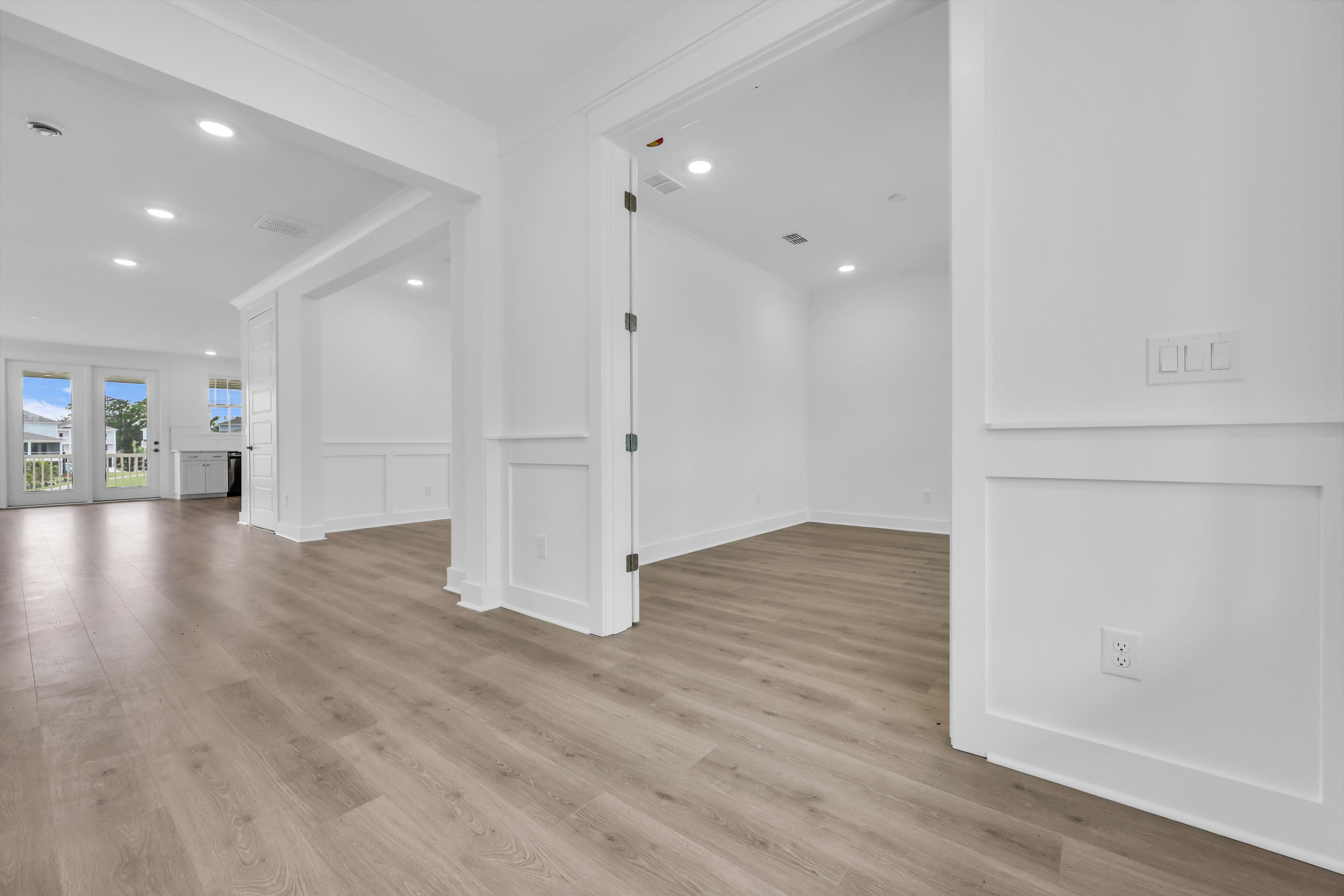 2284 Minifarm Way, Unit 528 Mount Pleasant, SC 29466 - Photo 2 of 59 foyer